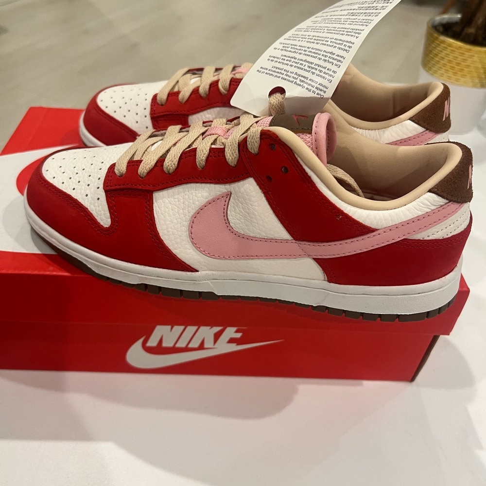 Nike Dunk Low Sneakers